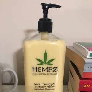 Hempz Sweet Pineapple & Honey Melon Moisturizer
